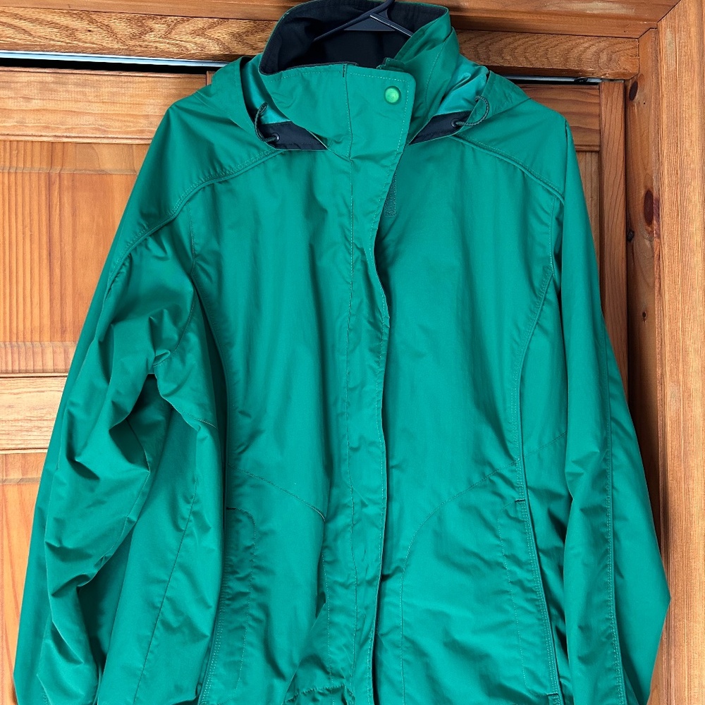 LL Bean size L Rain shell